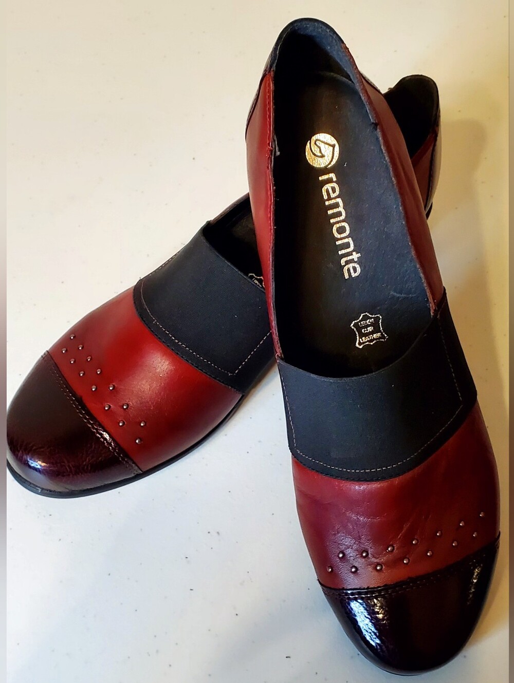 Remonte Women's Sz 9 Slip On Wedge Clogs Brown & Burgundy Leather w/Black Accent